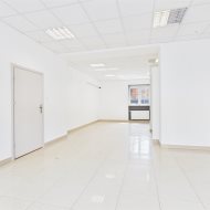 Lokal na sprzedaż